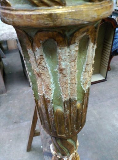 Taula d’estil Neoclàssic (finals del segle XVIII - inicis del XIX) .Abans